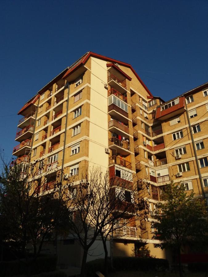 Bianco Nero Appartamento Ниш Екстер'єр фото